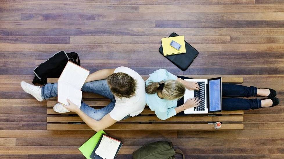 What To Know About Applying to Nursing Schools