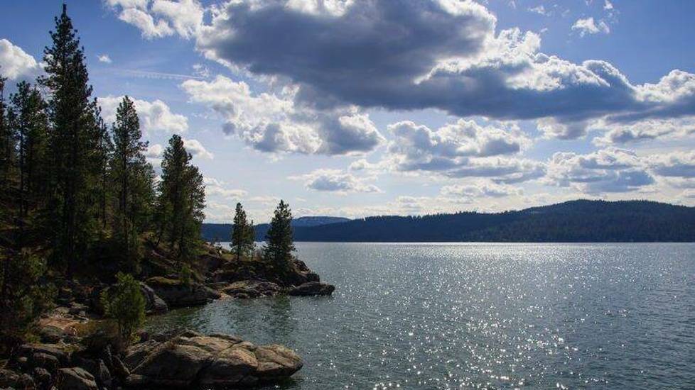 Lake Coeur d'Alene in Idaho on sunny day